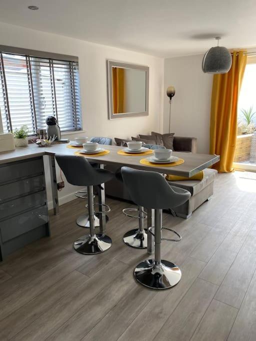 Flat Lode Nook Modern 2 Bed Home With Hot Tub Pool Экстерьер фото